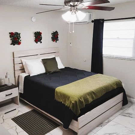 Adorable Mini Suite In Tampa Eksteriør bilde