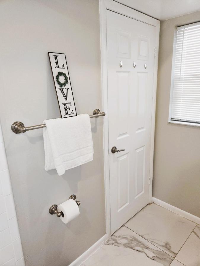 Adorable Mini Suite In Tampa Eksteriør bilde